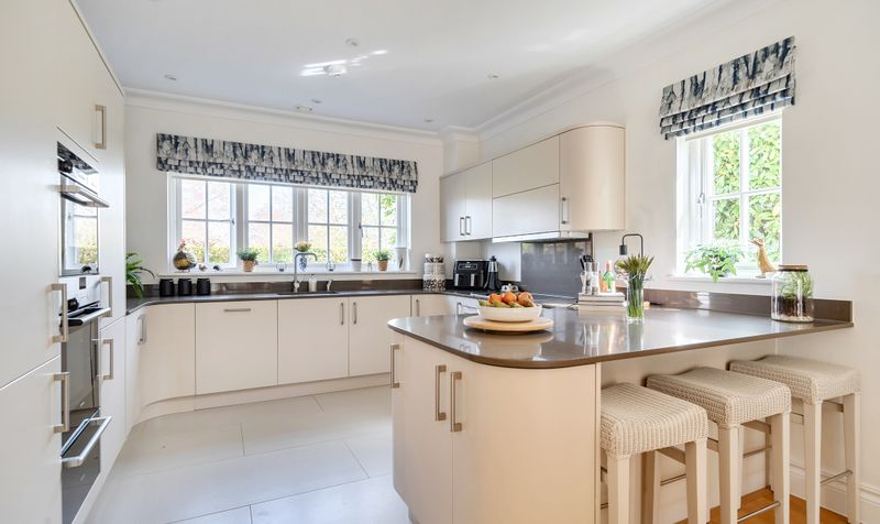 Calvert Gardens, Dorking, RH4