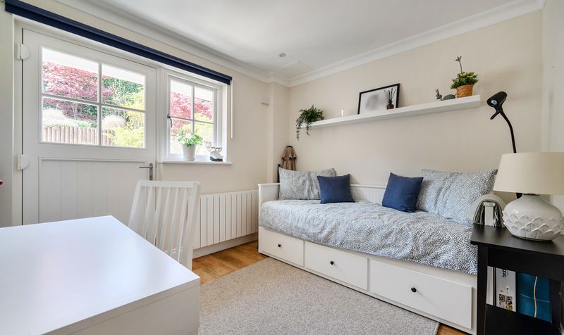 Calvert Gardens, Dorking, RH4