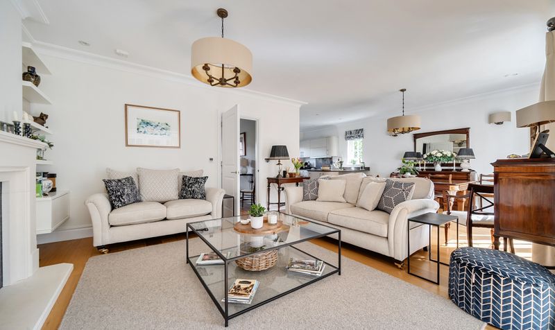 Calvert Gardens, Dorking, RH4
