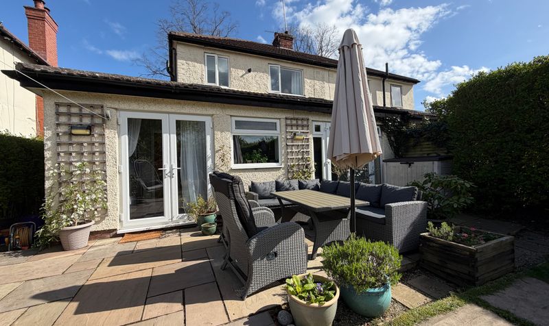 Caughall Road, Upton, CH2