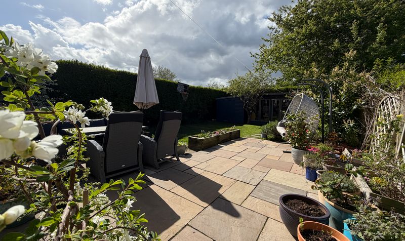 Caughall Road, Upton, CH2