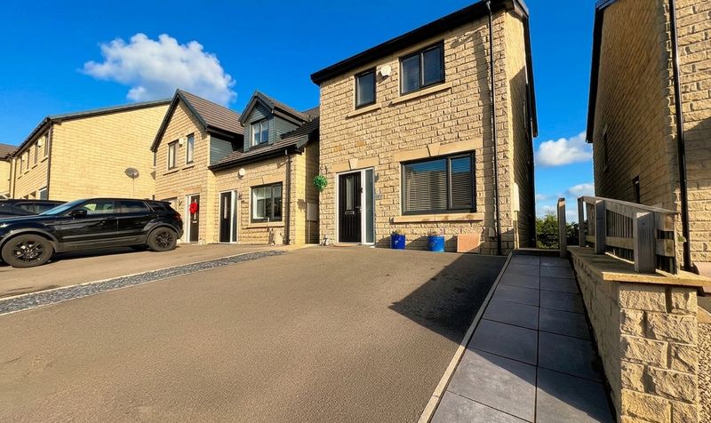 Rosemeade Court, Huddersfield, HD5