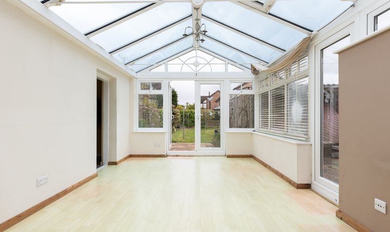 3 Bedroom House For Sale &ndash; Cherry Trees, Lower Stondon, SG16 3