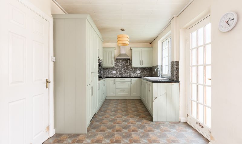 3 Bedroom House For Sale &ndash; Cherry Trees, Lower Stondon, SG16 2