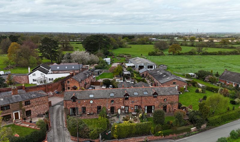 Hoole Bank, Hoole Village, CH2