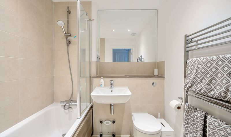 Sherwood Way, Epsom, KT19