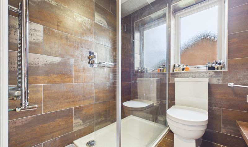 Maytree Avenue, Vicars Cross, CH3