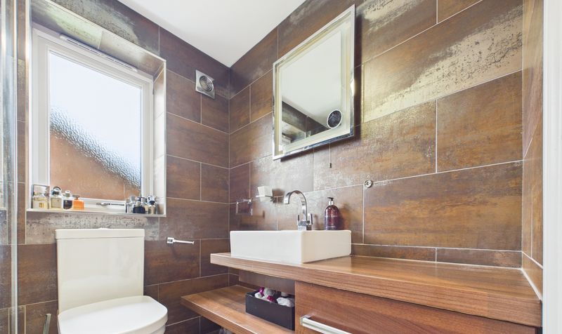 Maytree Avenue, Vicars Cross, CH3
