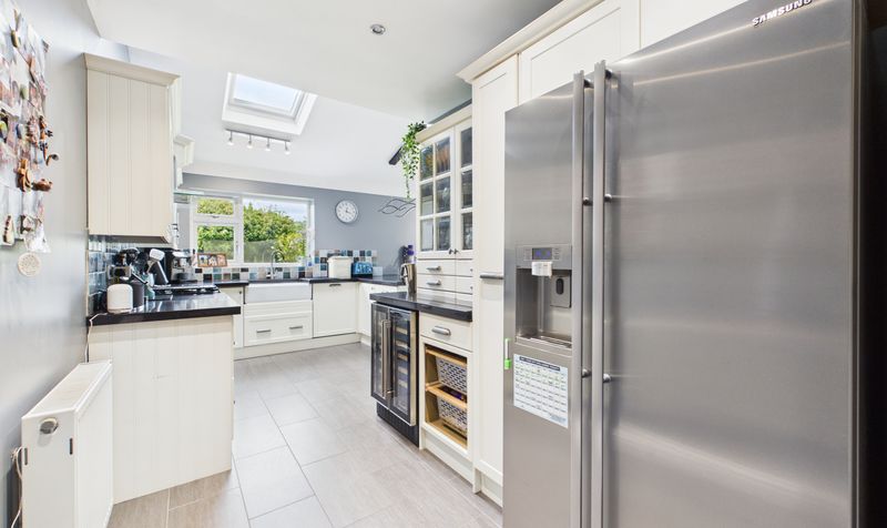 Maytree Avenue, Vicars Cross, CH3