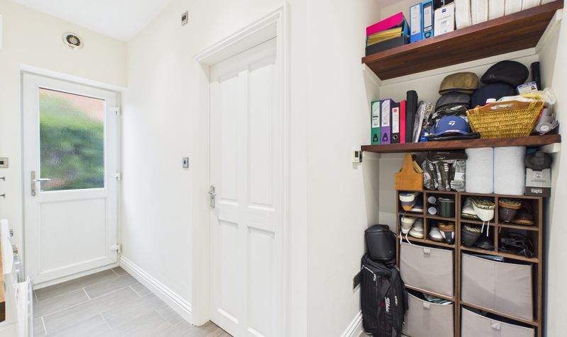 Maytree Avenue, Vicars Cross, CH3