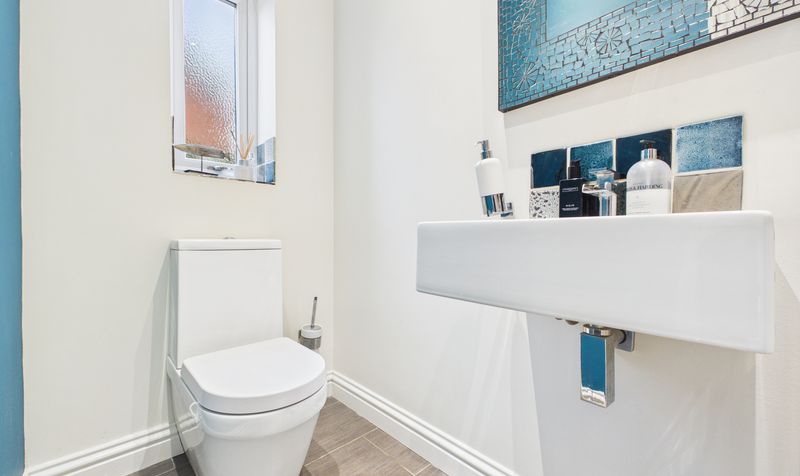 Maytree Avenue, Vicars Cross, CH3