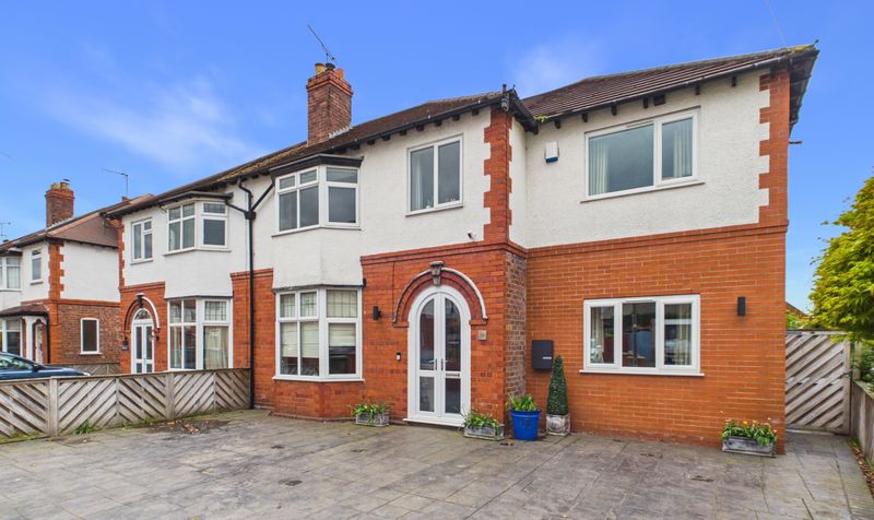 Maytree Avenue, Vicars Cross, CH3