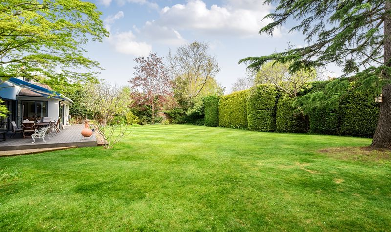 Greville Park Road, Ashtead, KT21