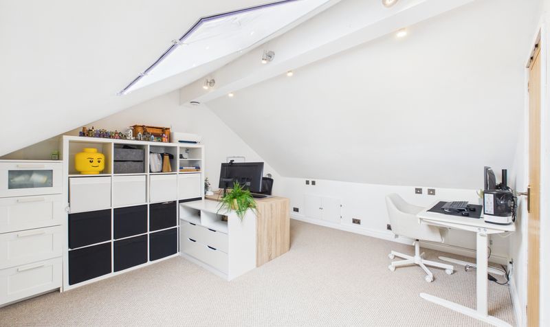 Pearl Lane, Vicars Cross, CH3