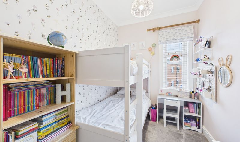 Pearl Lane, Vicars Cross, CH3