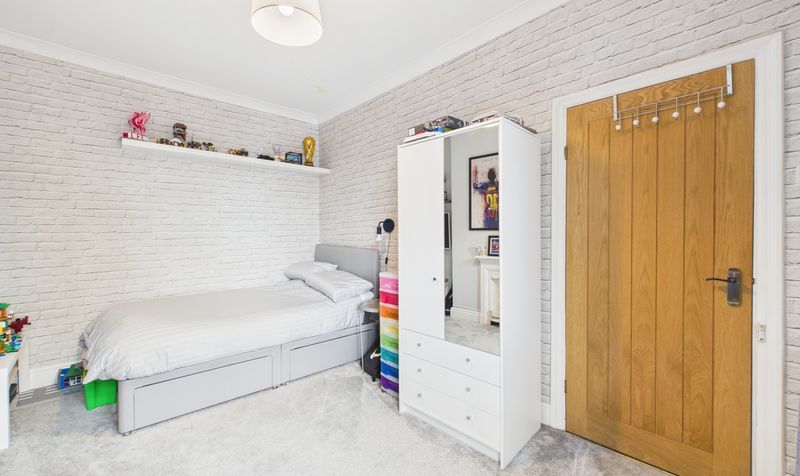 Pearl Lane, Vicars Cross, CH3