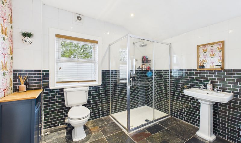 Pearl Lane, Vicars Cross, CH3