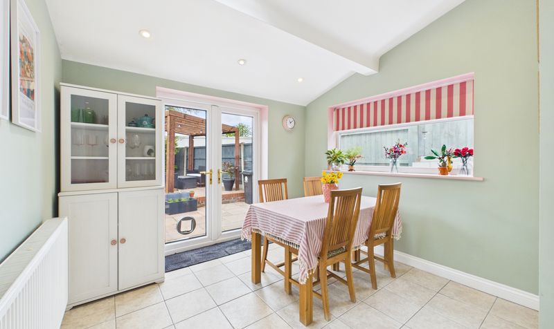Pearl Lane, Vicars Cross, CH3