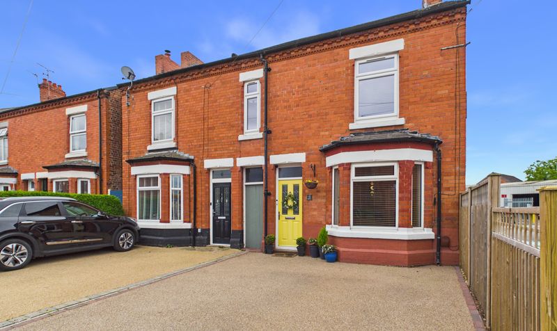 Pearl Lane, Vicars Cross, CH3