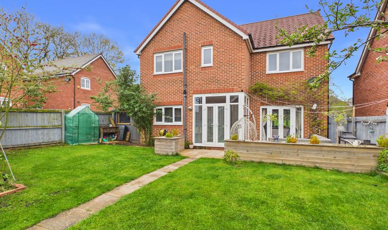 Llys Clark, Caergwrle, LL12