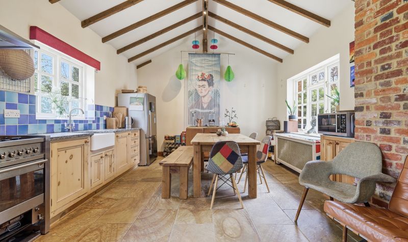 5 Bedroom House For Sale &ndash; Purwell Lane, Hitchin, SG4 2