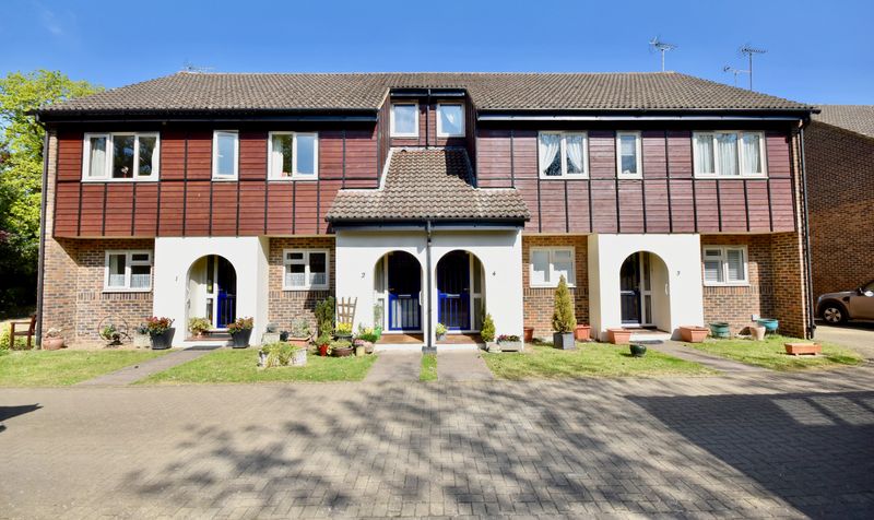 Woodfield Lane, Ashtead, KT21