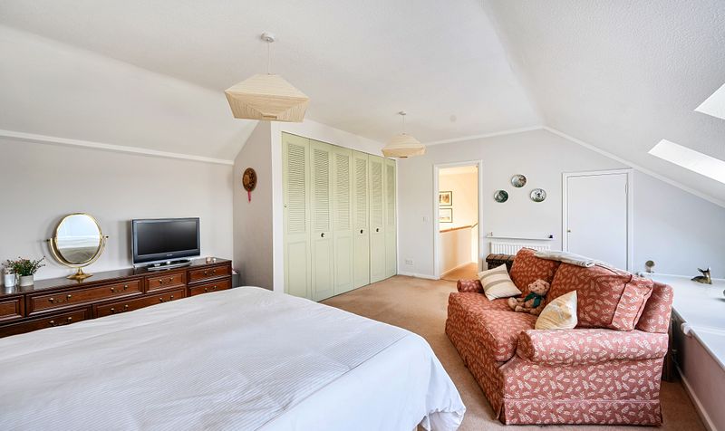 Woodfield Lane, Ashtead, KT21