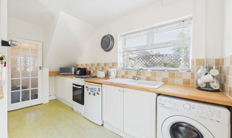 Thirlmere Road, Newton, CH2
