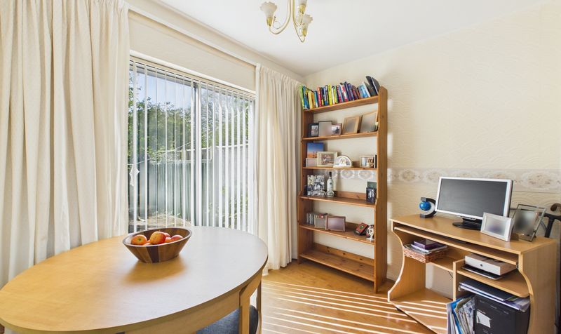 Thirlmere Road, Newton, CH2