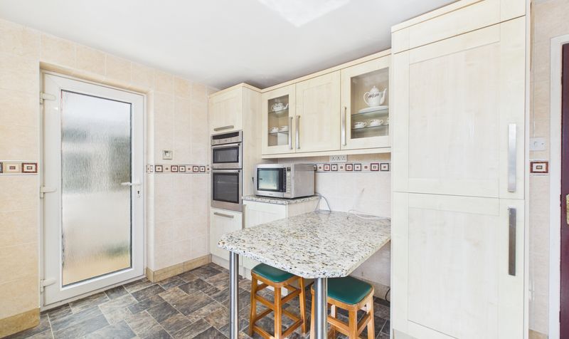 Appleton Road, Upton, CH2