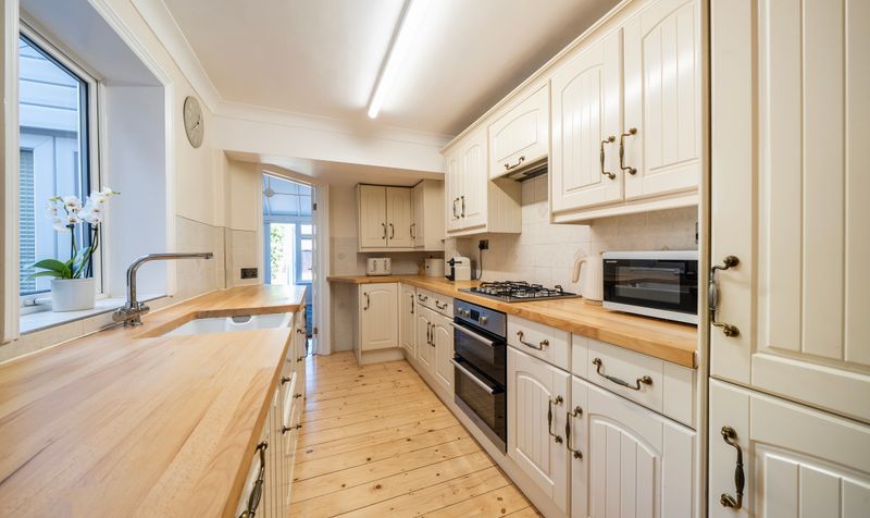 Upper Court Road, Epsom, KT19