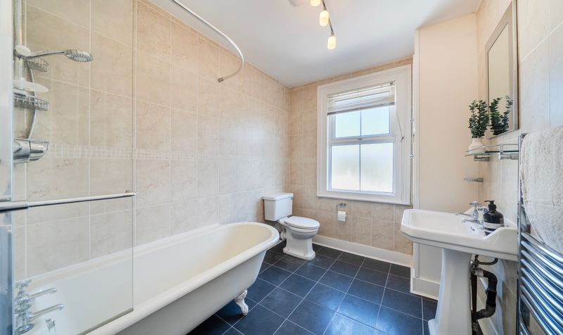 Upper Court Road, Epsom, KT19