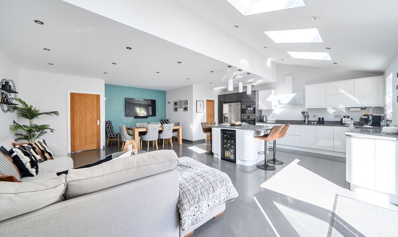 Grosvenor Road, Epsom, KT18
