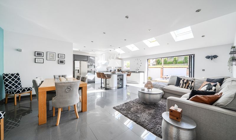 Grosvenor Road, Epsom, KT18