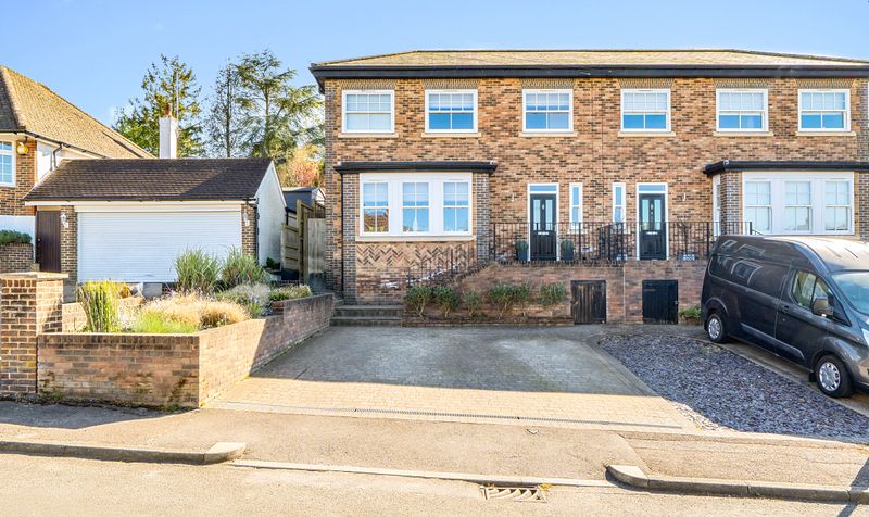 Grosvenor Road, Epsom, KT18