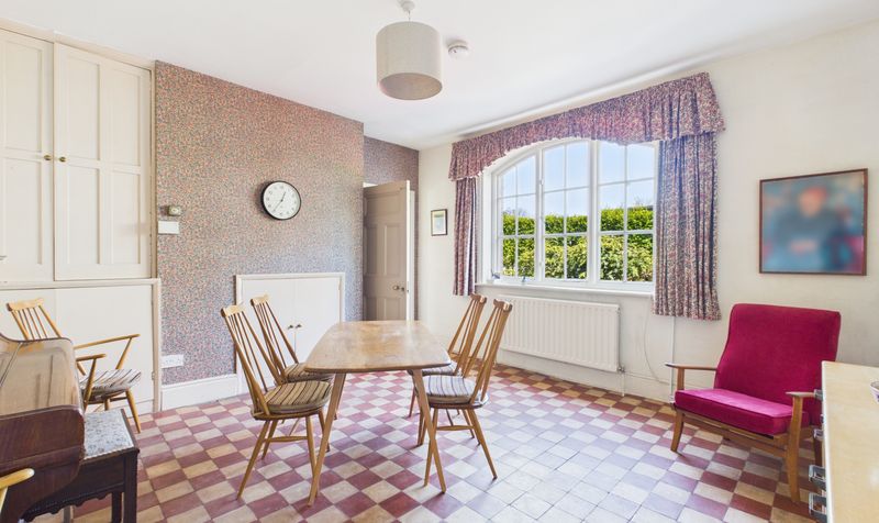 Lache Lane, Chester, CH4