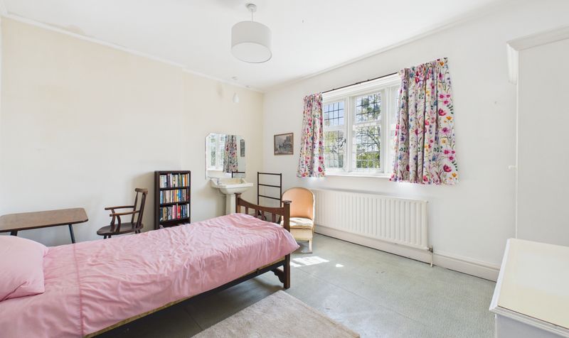 Lache Lane, Chester, CH4