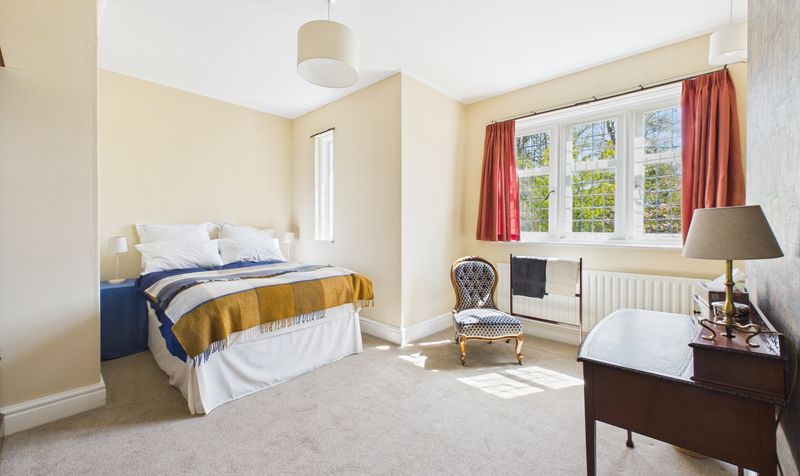Lache Lane, Chester, CH4