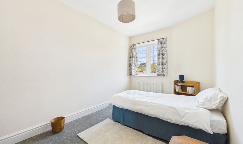 Lache Lane, Chester, CH4