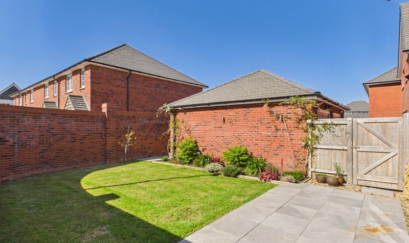 Saturn Drive, Chester, CH4