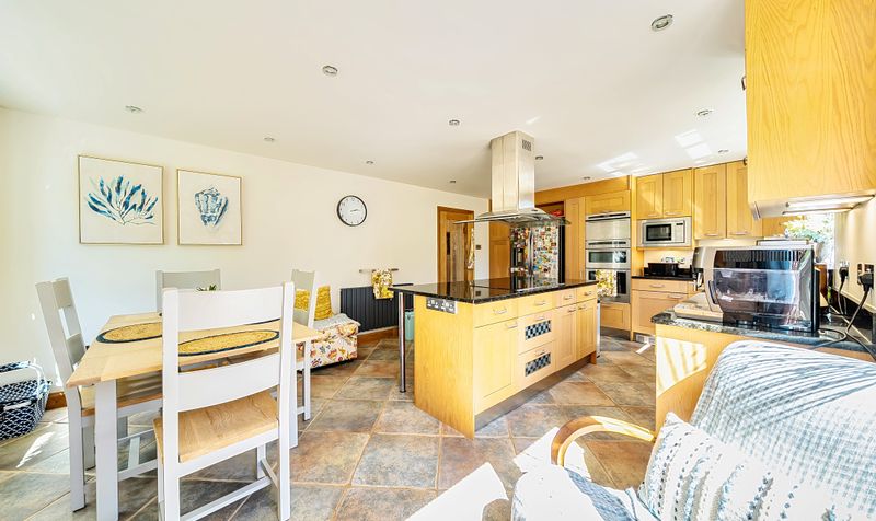 Ellington Way, Epsom, KT18
