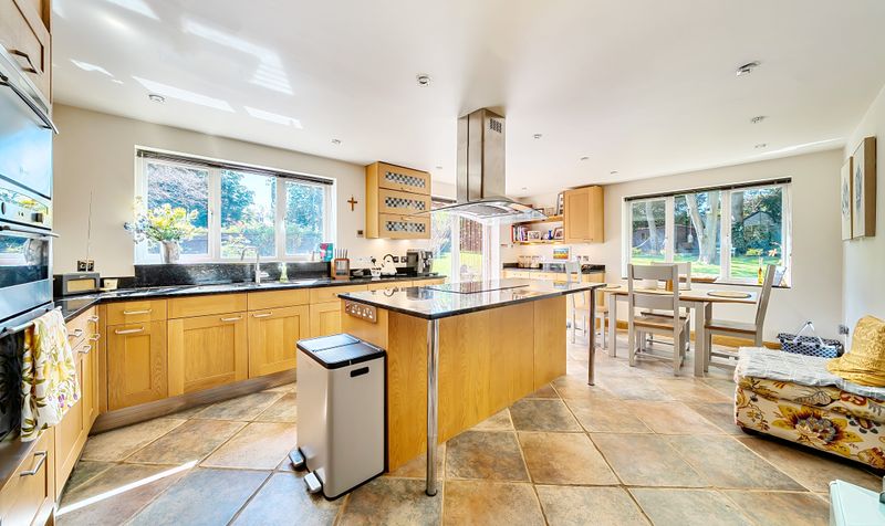 Ellington Way, Epsom, KT18
