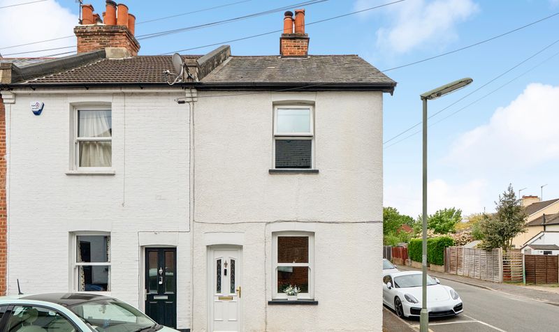 Beaconsfield Place, Epsom, KT17