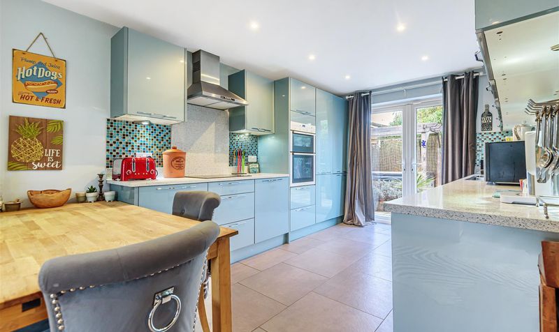 Woodlands Road, Epsom, KT18
