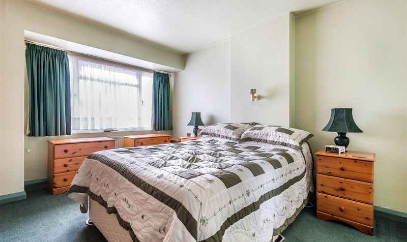 Albert Road, Epsom, KT17