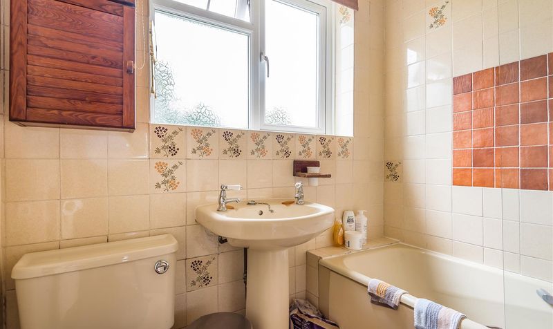Albert Road, Epsom, KT17