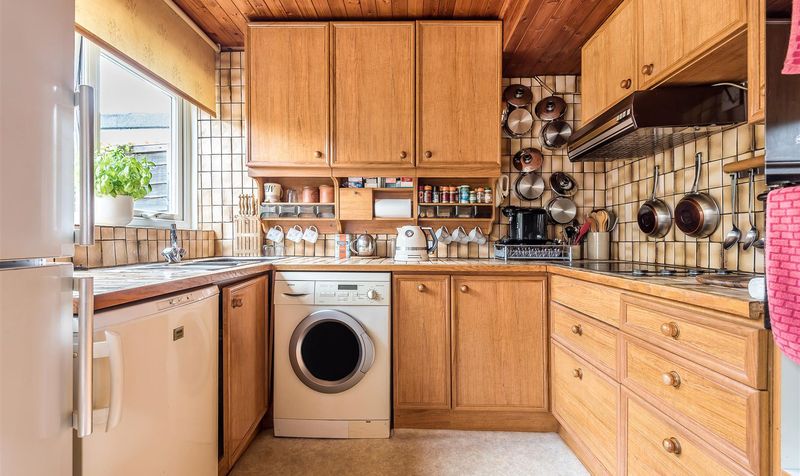 Albert Road, Epsom, KT17