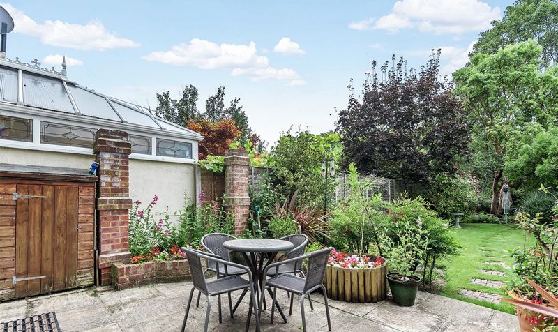 Albert Road, Epsom, KT17