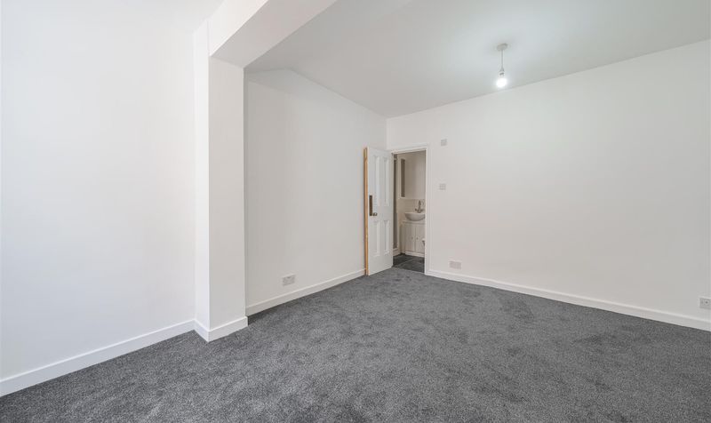 Woodcote Road, Epsom, KT18