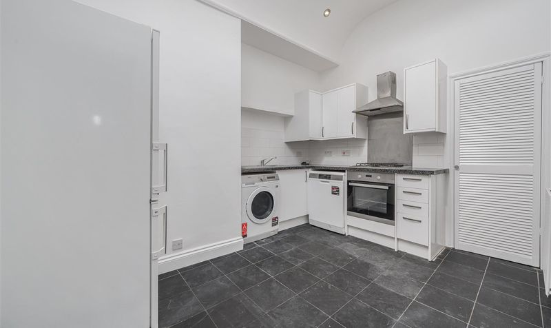 Woodcote Road, Epsom, KT18